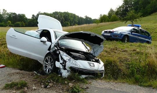 rcz accidenté 24ddbb7710