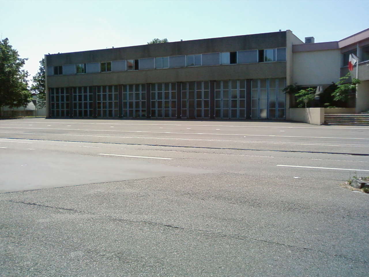 http://up.autotitre.com/60a28070a6.jpg