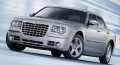 Chrysler 300C : Une Am�ricaine se refait une beaut�