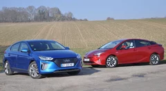 Essai Toyota Prius et Hyundai Ioniq : sobres familiales