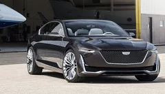 Cadillac attire les foules en concession avec l'Escala Concept