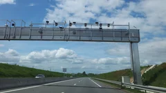 Écotaxe : l'État fait un chèque de plusieurs centaines de millions d'euros pour clore le fiasco
