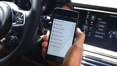 Porsche commence à lancer des services pour les voitures électriques