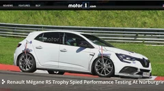 Renault Mégane RS Trophy-R : la version extrême en approche