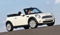 Mini Cooper Cabrio 2009 : Le petit fr�re enl�ve son chapeau