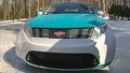 La voiture hybride russe roule