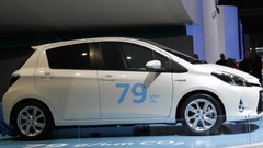 Toyota Yaris Hybride 100 ch : 79 g et 16 500 euros