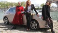 Essai Peugeot 208 par les drôles de dames de Caradisiac avec Miss France 2012