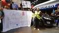 Manifestations au Mondial de l'automobile : les concept-cars disparaissent des stands