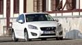 Volvo électrise la C30