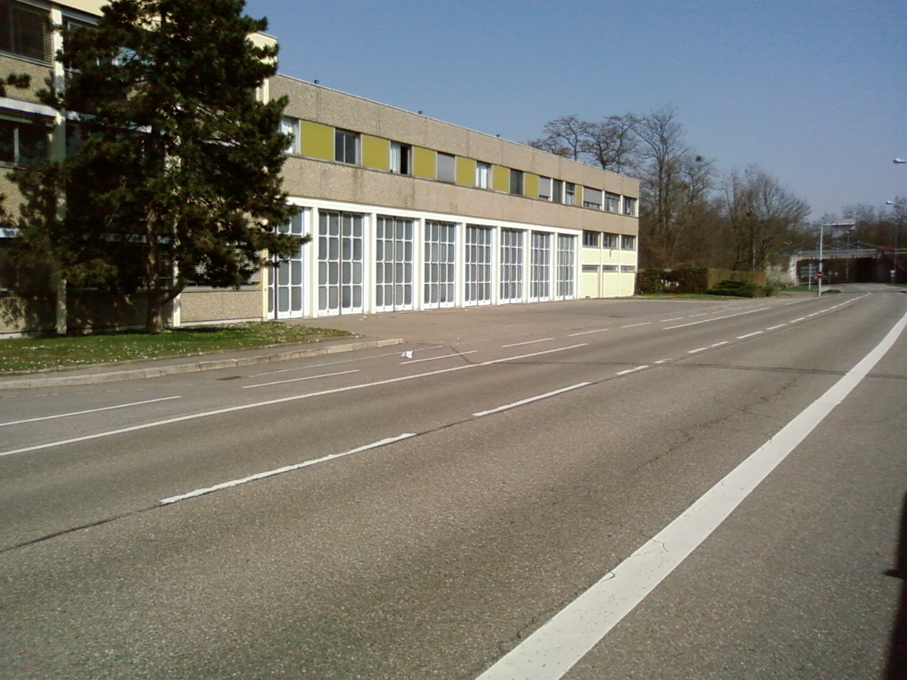 http://up.autotitre.com/a6c872ddac.jpg