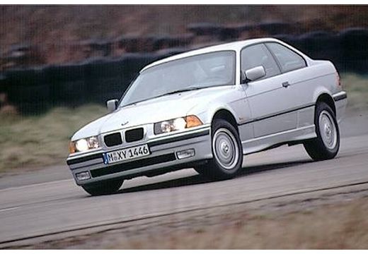 BMW s rie 3 e36 r habilitation pour un futur youngtimer Auto titre