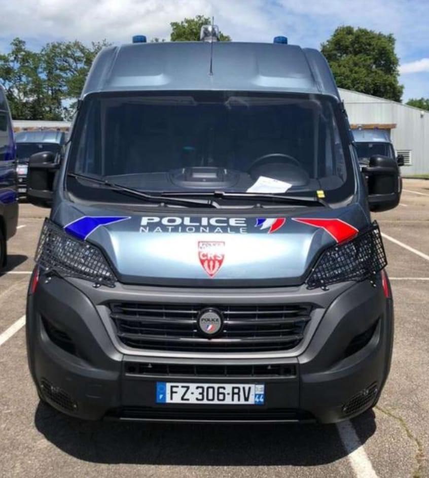 Photos De Voitures De Police Page Auto Titre