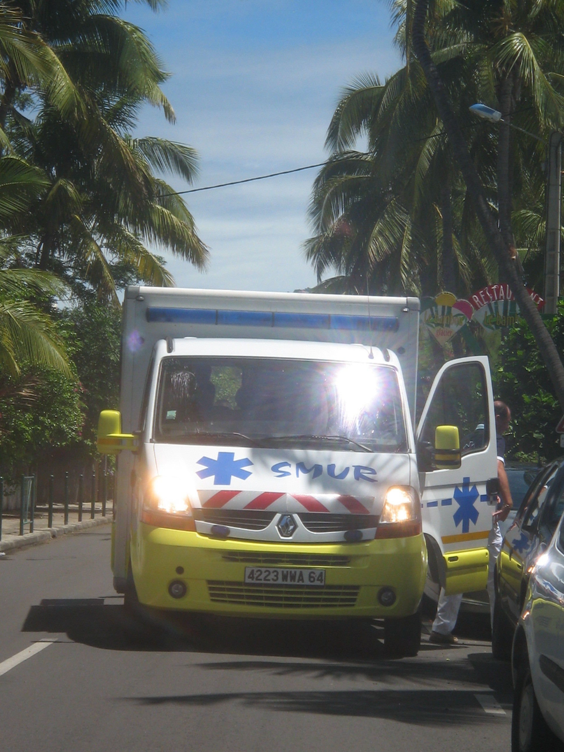 comment devenir ambulancier 974