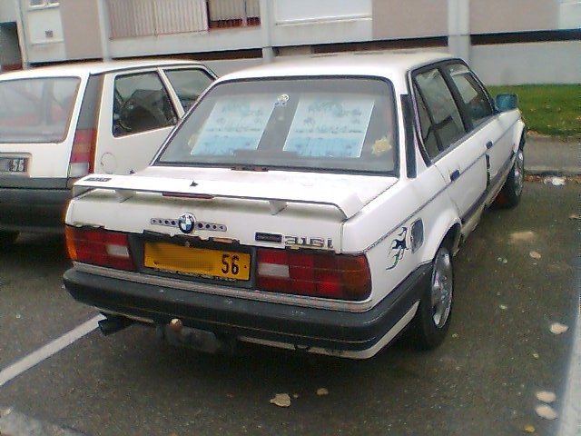 http://up.autotitre.com/forum/up/027577289e.jpg
