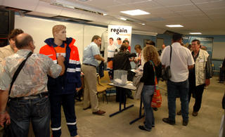 [img]http://up.autotitre.com/forum/up/7fff0dbf5f.jpg[/img]