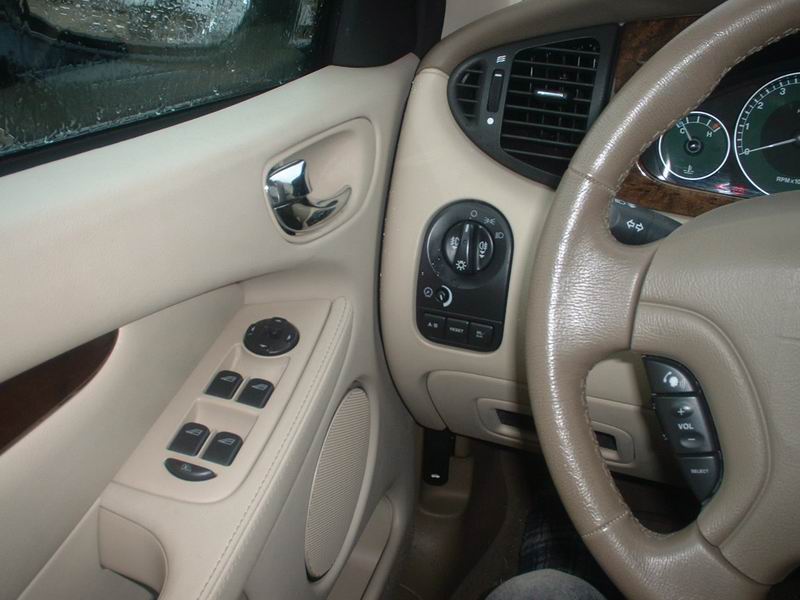 http://up.autotitre.com/forum/up/91c2b3ca03.jpg