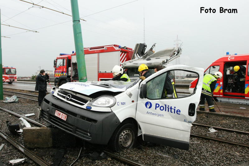 Triste Accident De La Police Belge