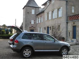 Cliquez pour agrandir [img_mini]fourmotion_bv25b.jpg[/img_mini]