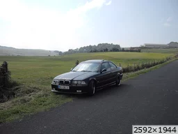 BMW Série 3 E36 Coupé 323i pack M (2008)