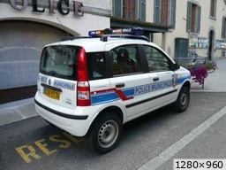 Puisque les festivités pm continuent entre merlin56 et LG2ST je m 