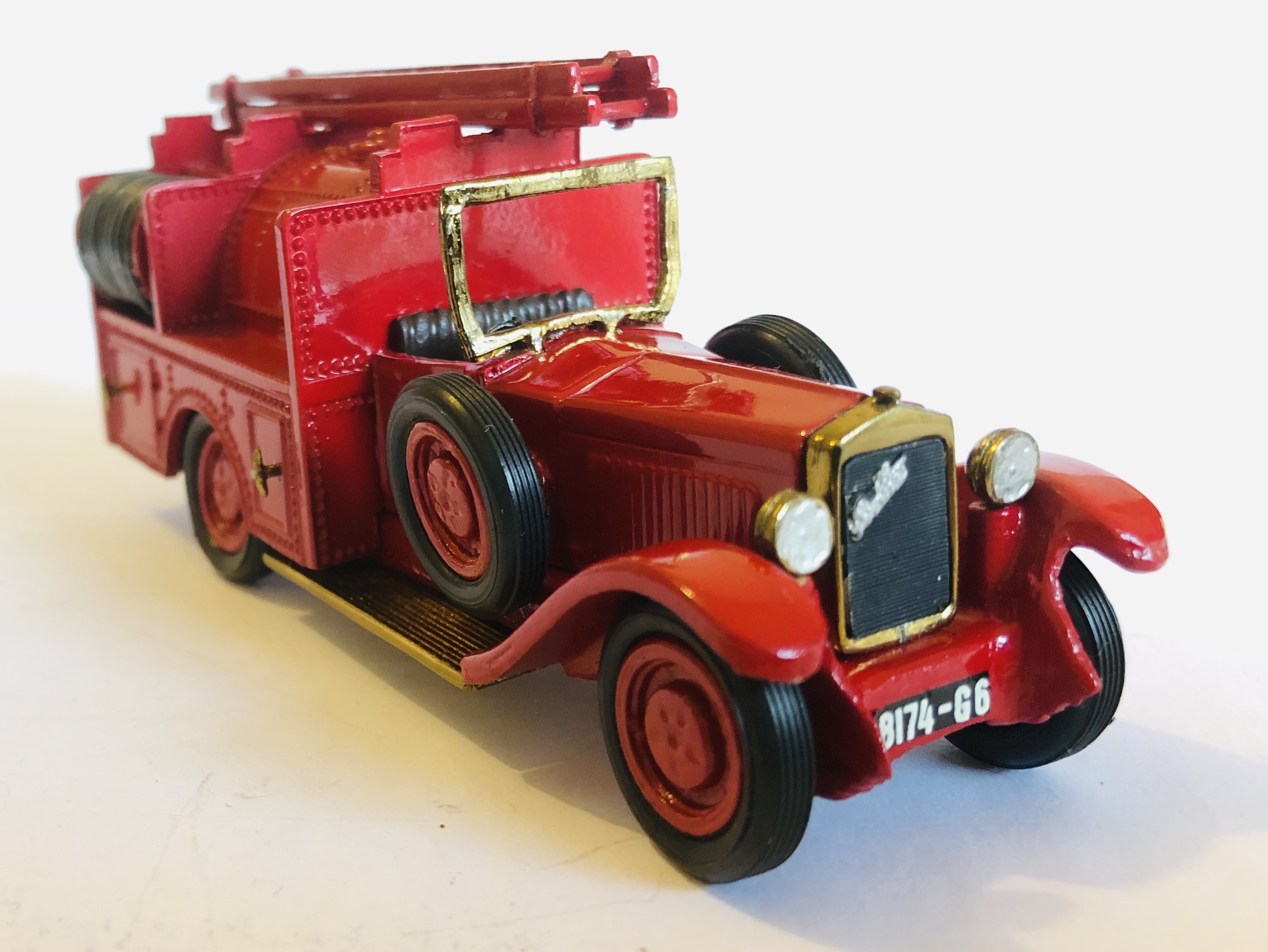 Brekina : Véhicules miniatures HO – Voitures, bus et camions | Page 1