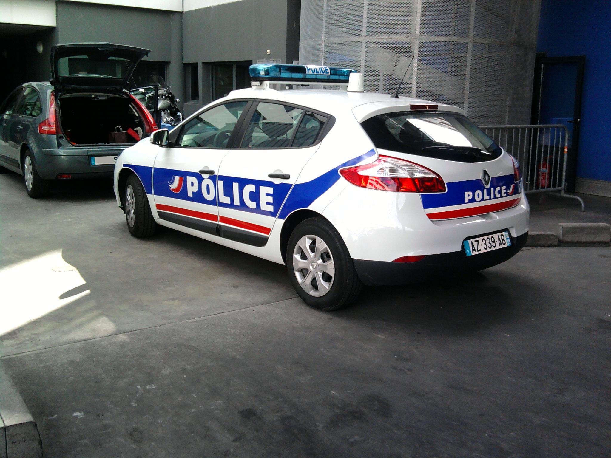 Photos de voitures de Police - Page 1613 - Auto titre