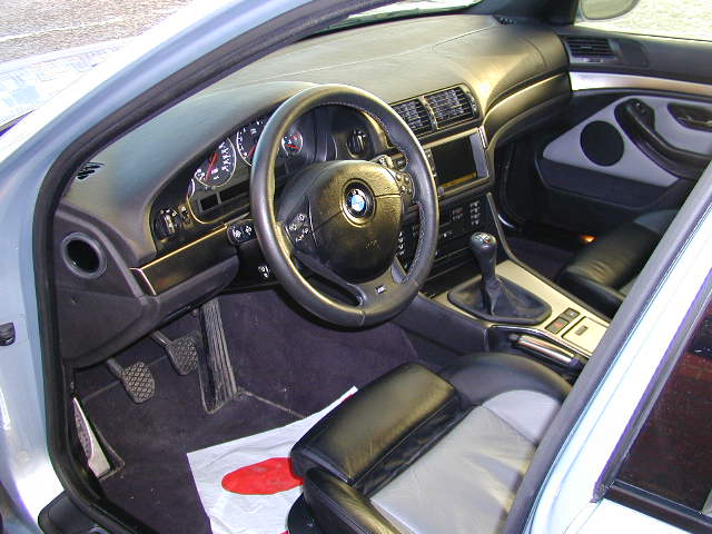 E39) Amplificateur pour autoradio GPS TV - Série 5 / M5 - BMW - Forum  Marques Automobile - Forum Auto