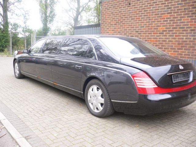 Р›РёРјСѓР·РёРЅ Maybach 62s