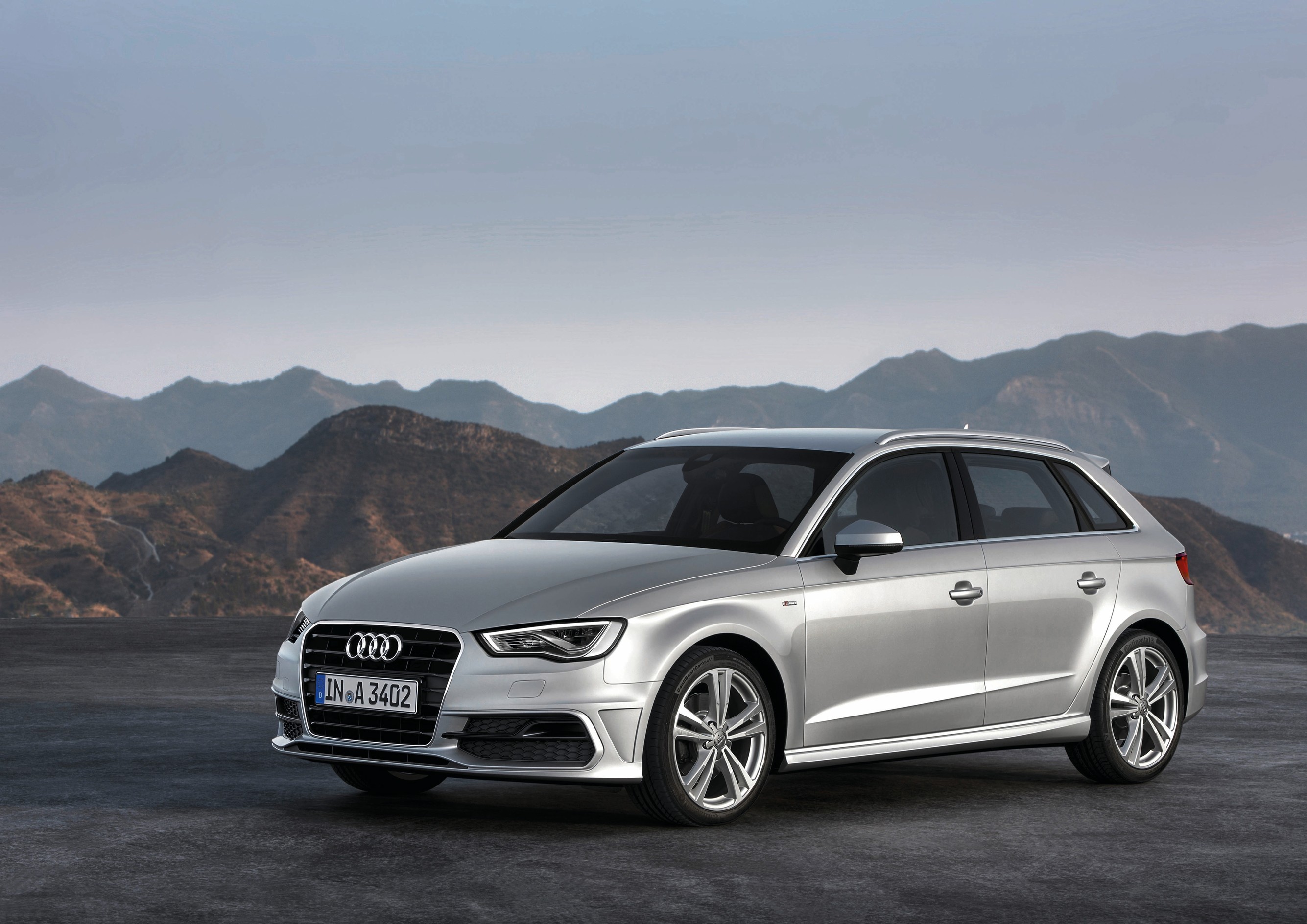 2 White LED Bulbs For Audi A3 8P (2003-2012) - Interior Floor/Courtesy Light Footwell Carpet Lamp Upgrade