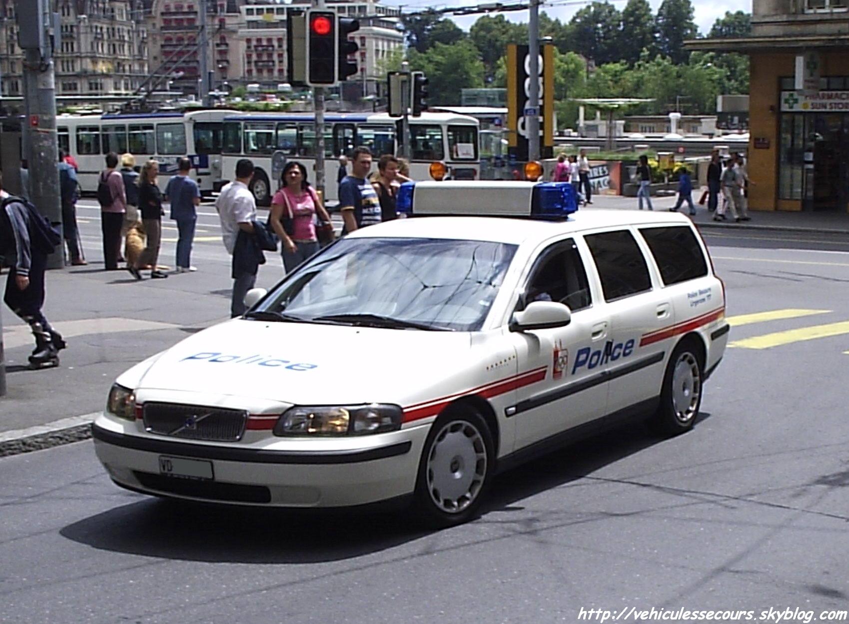 Photos de voitures de Police Page 235 Auto titre