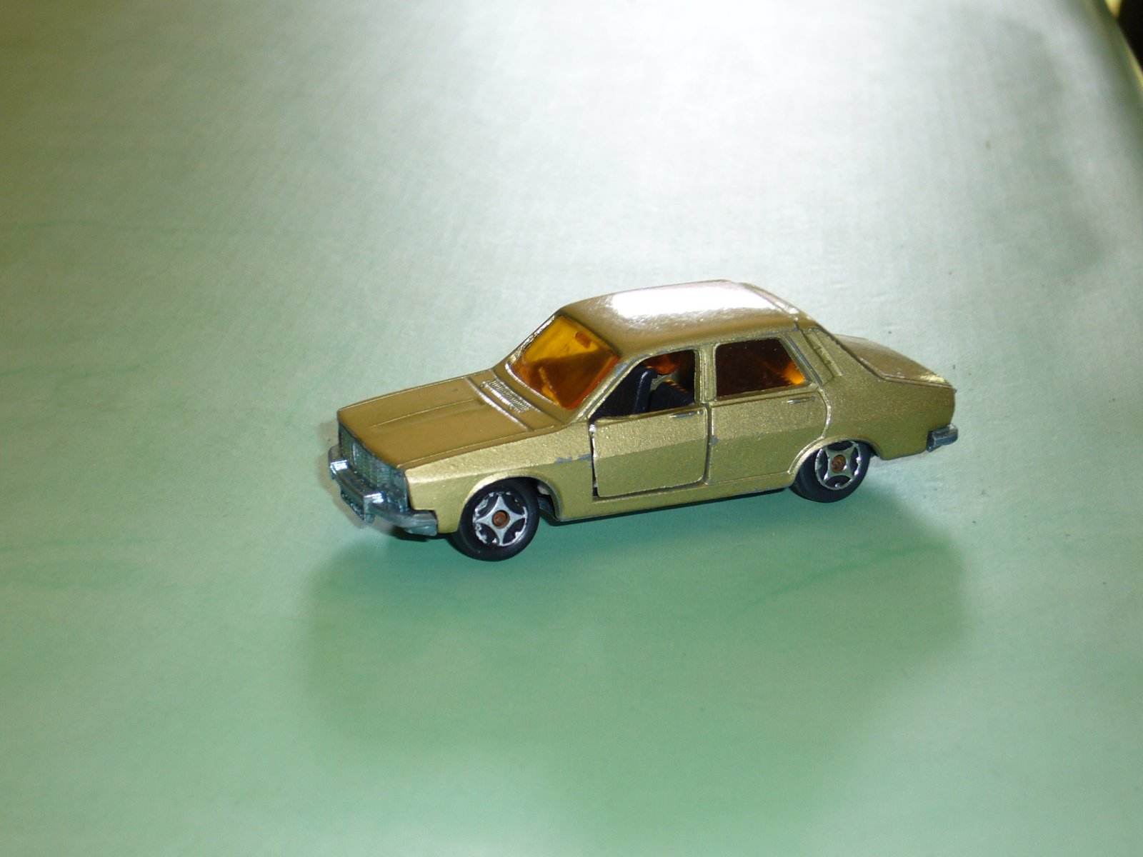 renault 12 miniature