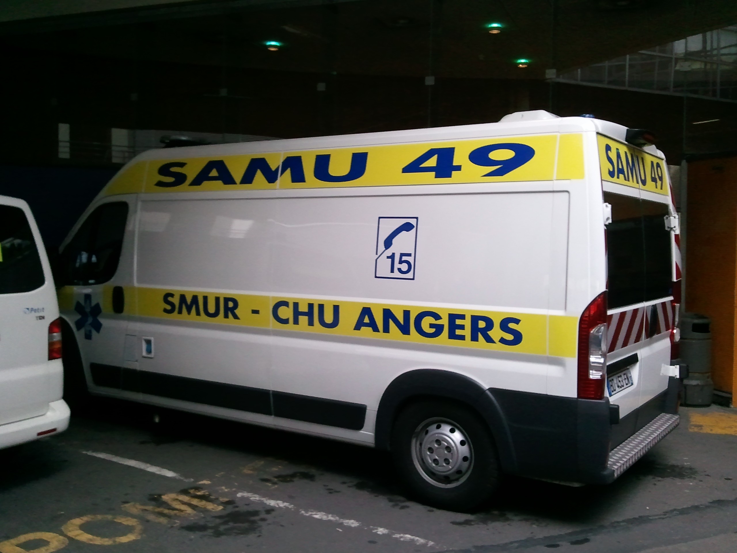 Véhicules SAMU et SMUR [réanimé] - Page 630 - Auto titre