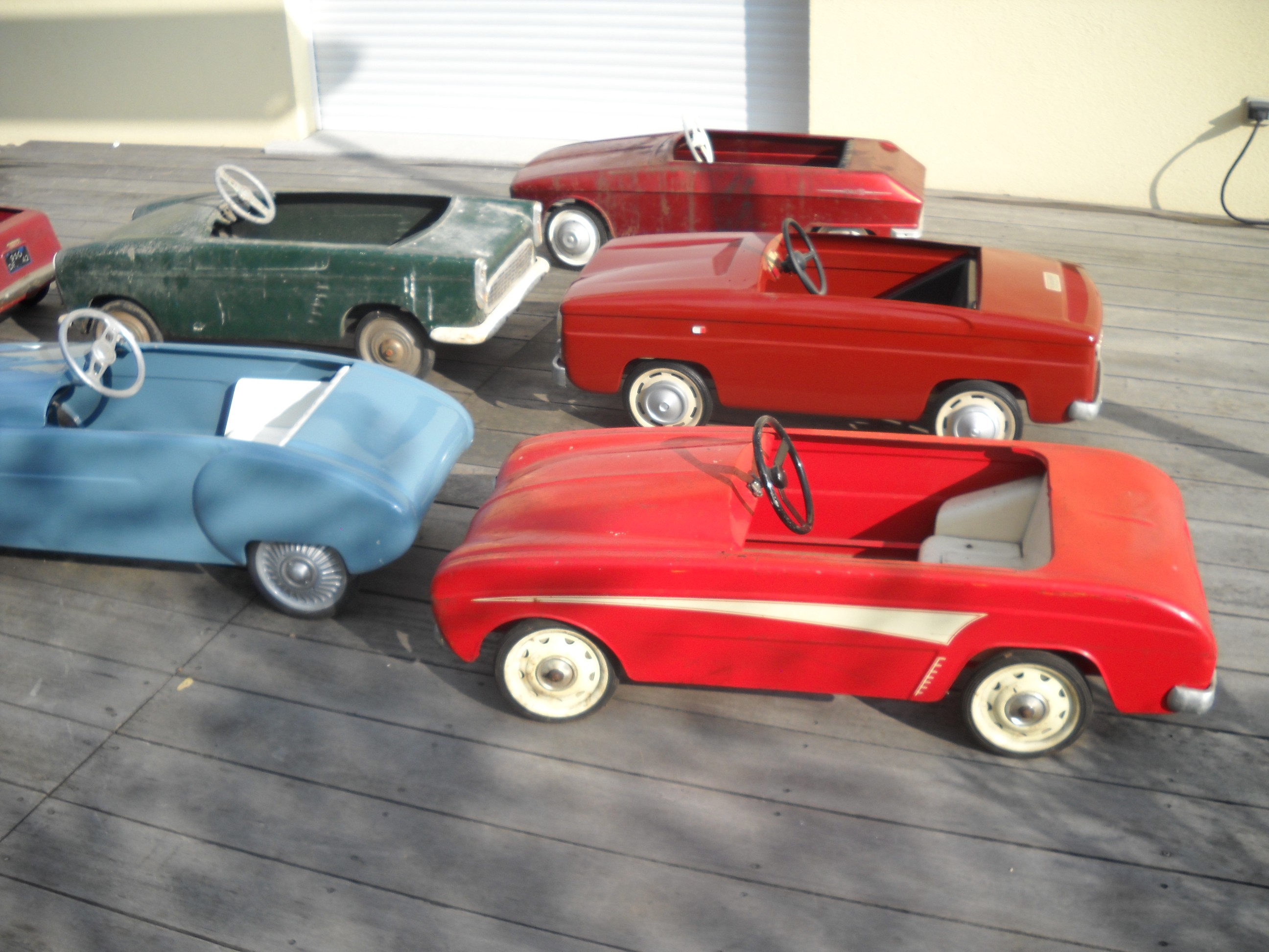 Voitures à pédales ! Page 56 Auto titre