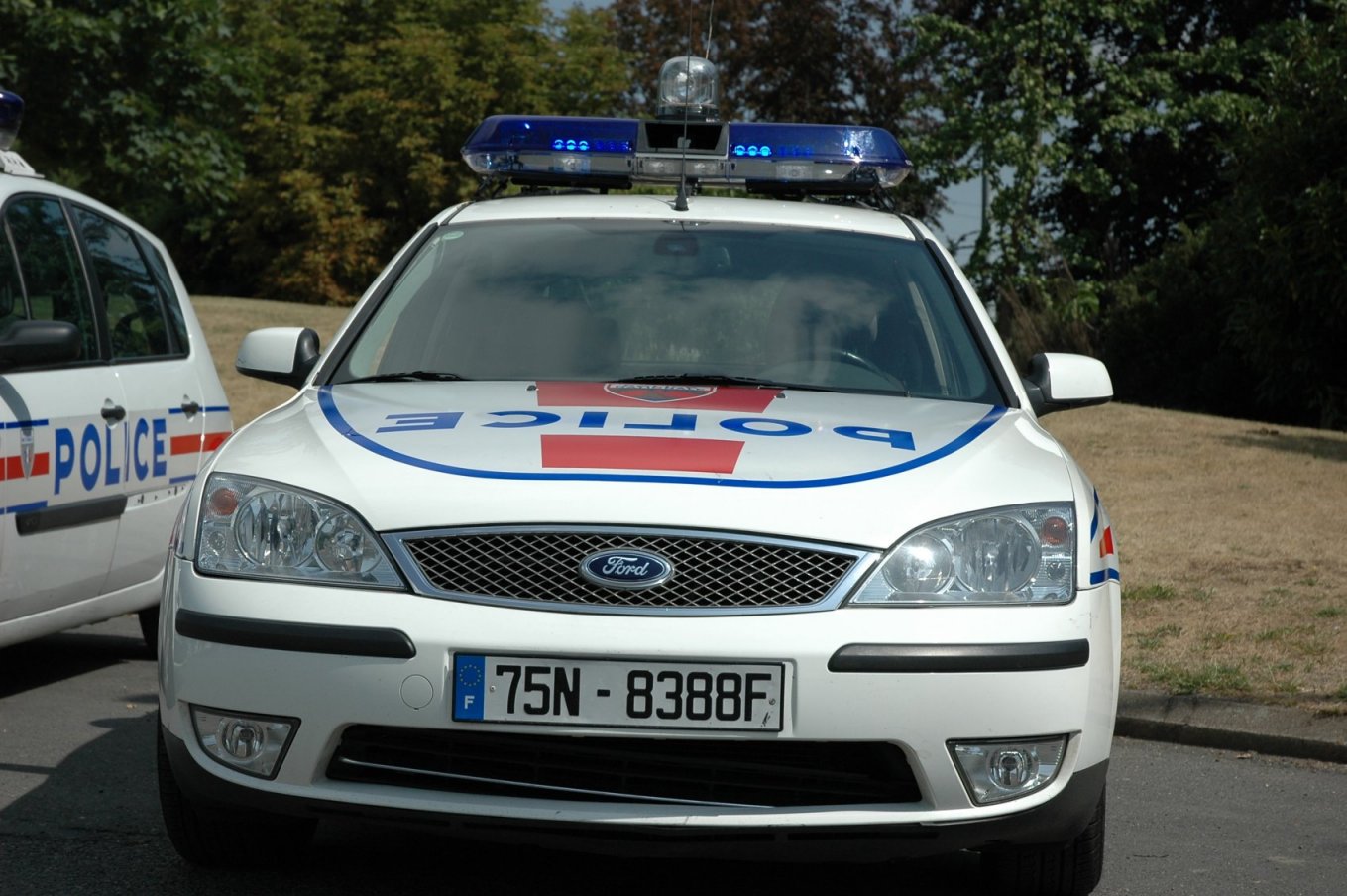 Les vehicules de Police et de la gendarmerie Francais bien de chez nous Auto titre