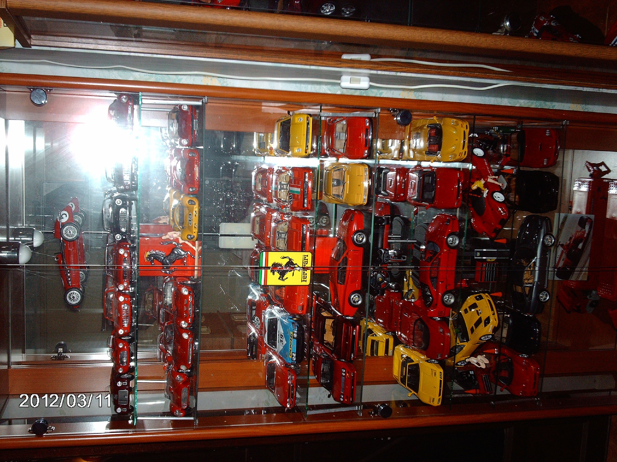 Ma collection de voitures 1/18 - Auto titre