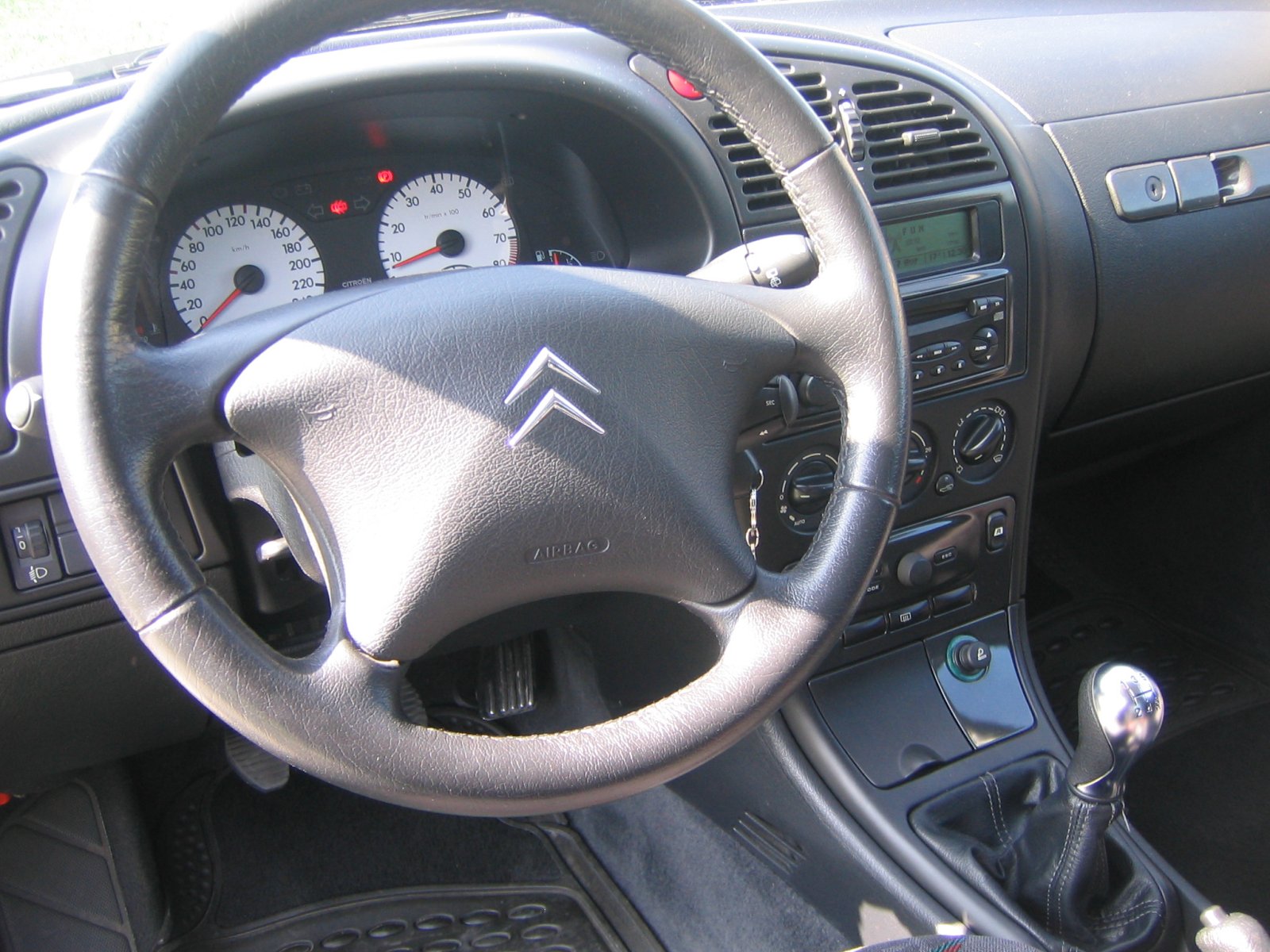 Marche arrière : La Citroën Xsara VTS - Auto titre