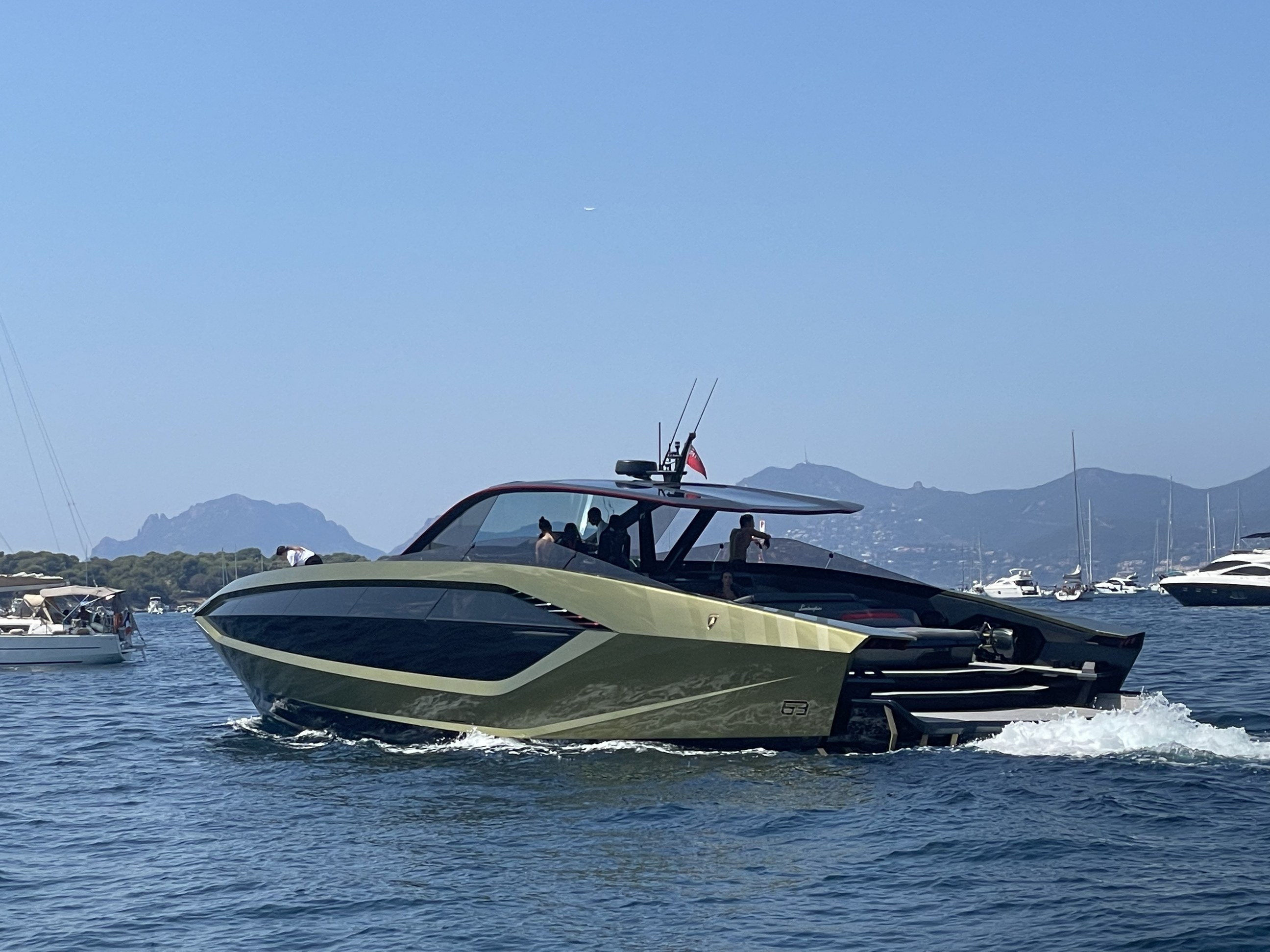 Ce bateau Lamborghini est fabuleux