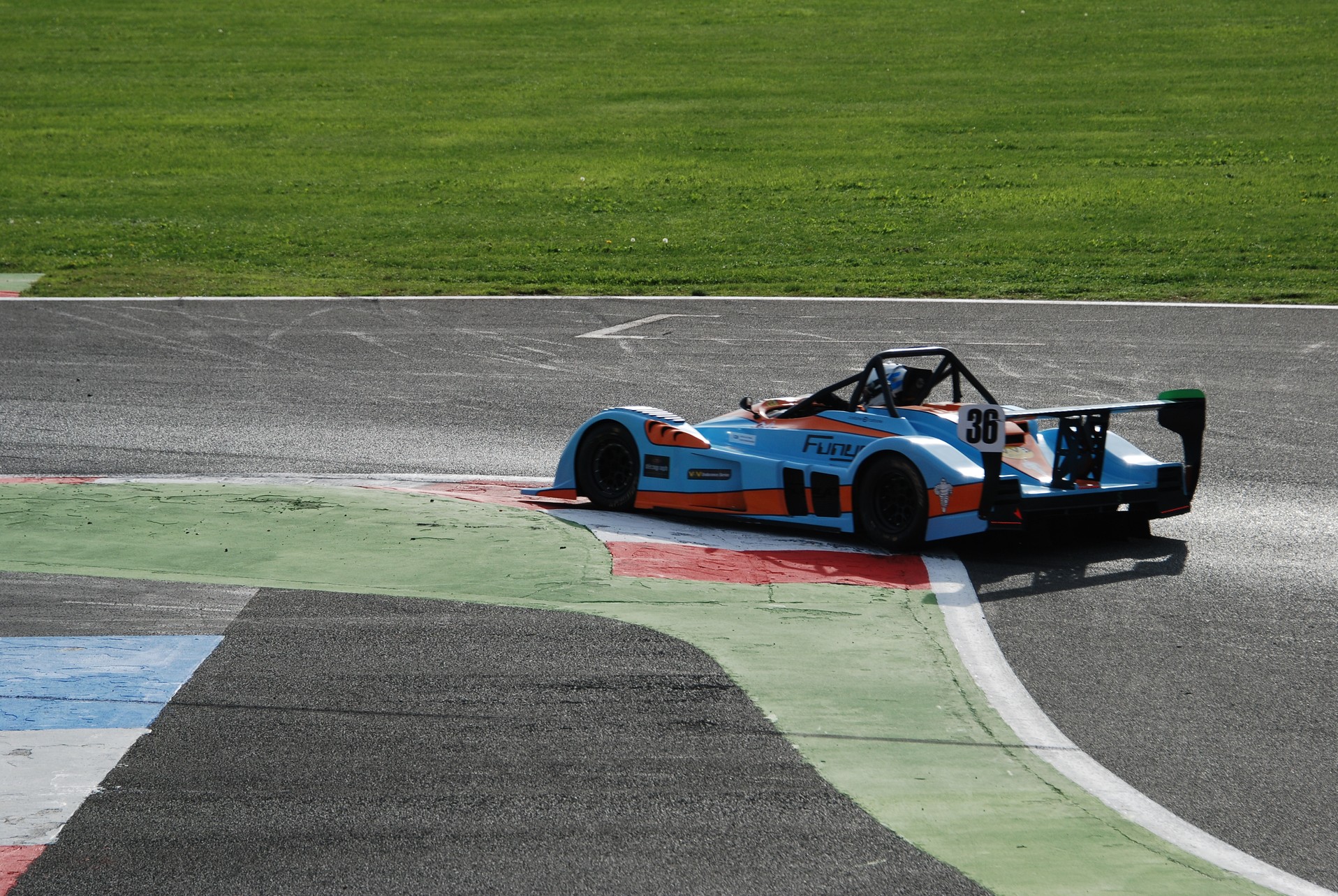 Funyo 4 RC et Funyo 5 - Page 104 - Auto titre