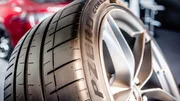 Pirelli P Zero : le nouveau pneu UHP de Pirelli