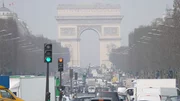 Circuler avec un véhicule interdit dans Paris vous coûtera 35 €