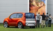 Renault Kangoo Compact Concept : résolument tourné vers les jeunes