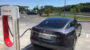 Tesla : Caradisiac a testé l'Autopilot et les superchargeurs sur autoroute