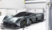 Aston Martin : une nouvelle supercar V8 pour 2022