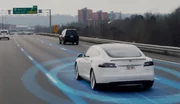 Tesla : le système Autopilot mis à jour