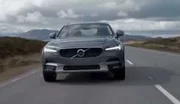 Volvo V90 Cross Country dans les paysages sauvages