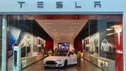 Tesla : un avenir incertain selon Bob Lutz et Louis Schweitzer