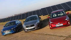 Les Toyota Prius, Hyundai Ioniq Hybrid et DS 5 Hybrid s'affrontent. Qui sera la meilleure ?