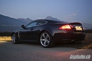 Essai Jaguar XKR : étape incoutournable dans le choix d'une GT 2+2