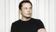 Tesla : Elon Musk critiqué par les actionnaires